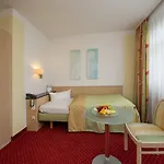 Phönix Hotel 3*