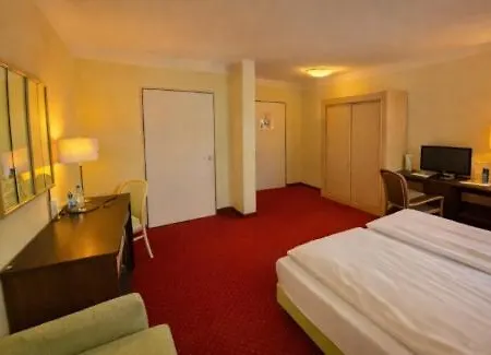 Hotell Phönix 3*