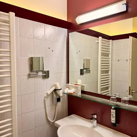 Hotel Phoenix