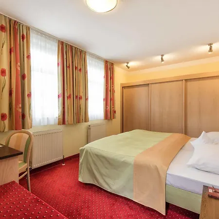 Johannesbad Phoenix Bad Fussing