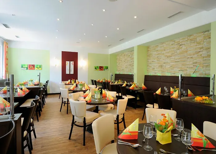 Phoenix 3* باد فسينغ